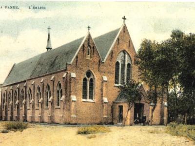 De oorspronkelijke kapel met destijds een klein dakkapelletje met daarin de klok Maria